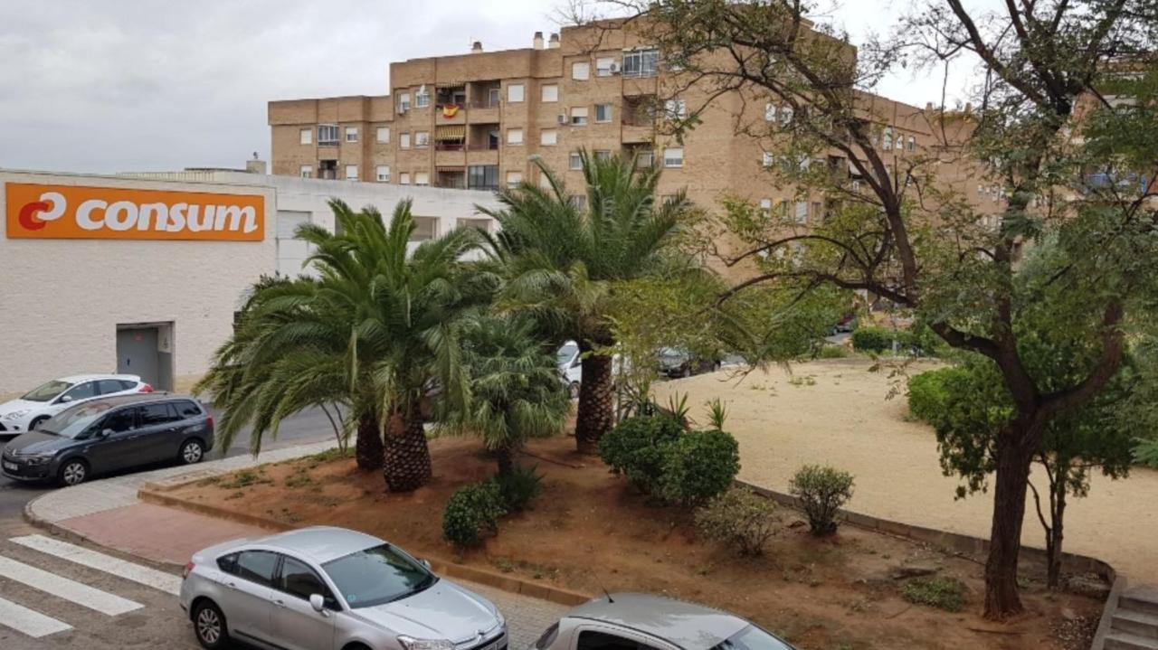 Habitacion Tranquila, Agradable Cerca De Valencia En Vivienda Compartida Патерна Екстериор снимка